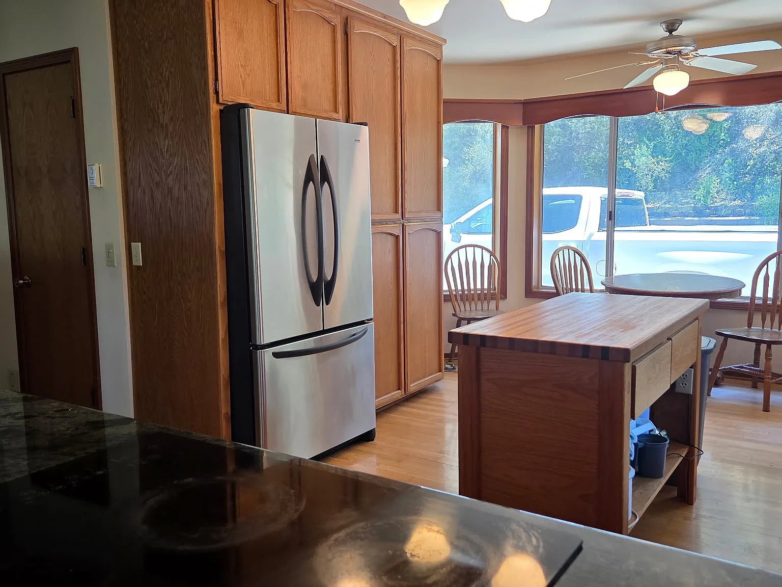 3 bed, 1840 sqft, $2,900 — Photo 3
