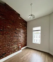 Rented by MADEHOME
