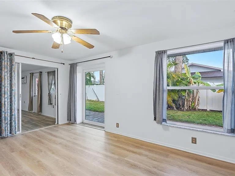 1329 Nantucket Rd — Photo 23