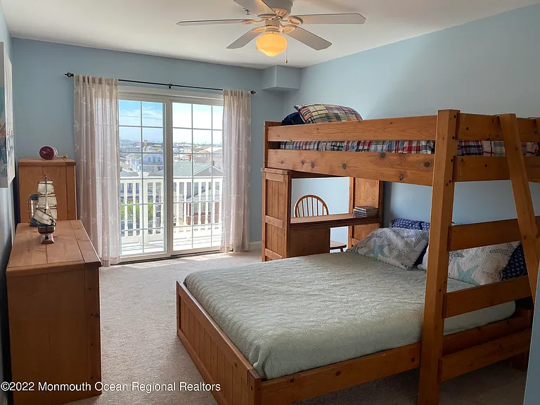 15 Sumner Ave #12 — Photo 20