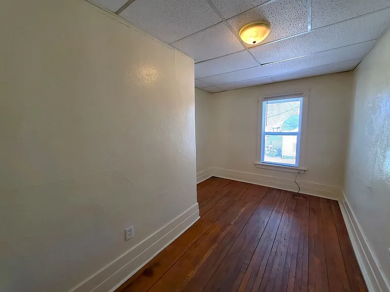 418 Sunnyside Ave — Photo 8