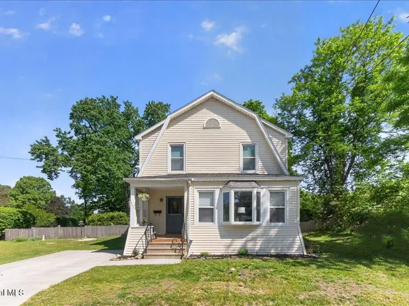 1932 Tower Avenue, Schenectady, NY 12304