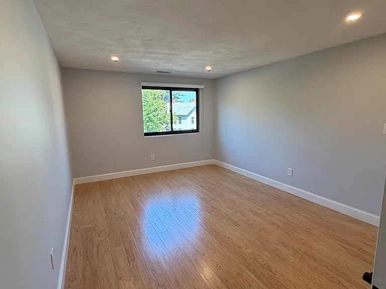 1600 Massachusetts Ave #404 — Photo 9