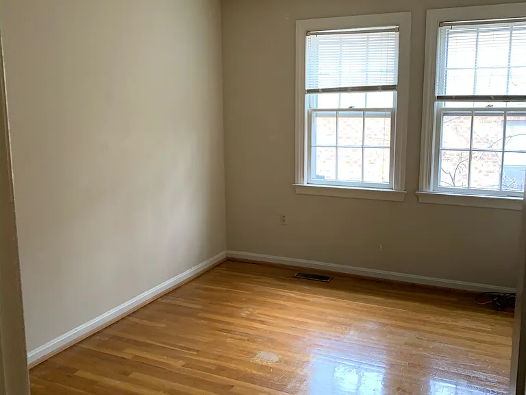 603 G St SW #1 — Photo 7