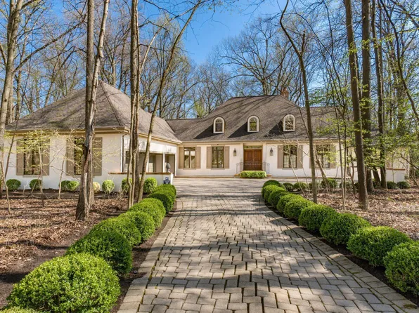 467 Retreat Ln N, Powell, OH 43065