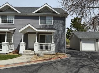 1243 High School St APT N, Gardnerville, NV