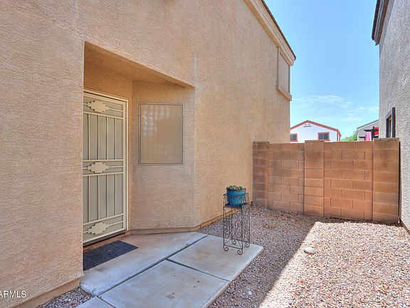 4th image of 36521 W NINA Street