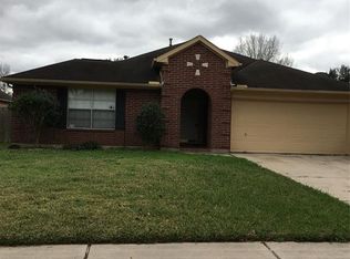 6207 Villa Hills Dr, Houston, TX 77066