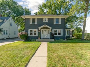 1704 Miles Ave, Kalamazoo, MI 49001