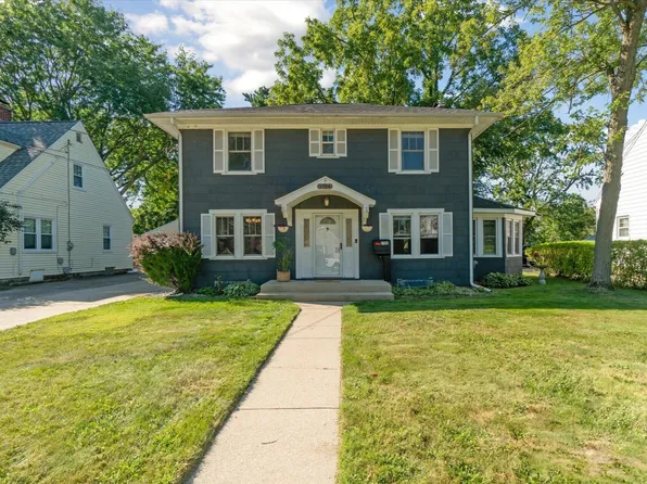 1704 Miles Ave, Kalamazoo, MI 49001