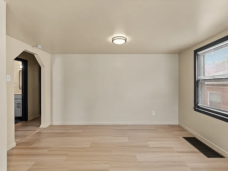 6713 Donald St — Photo 9