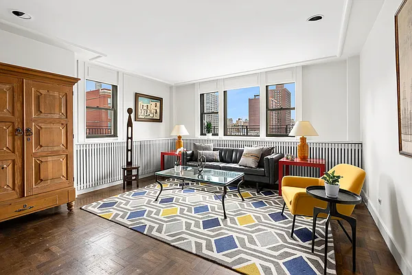 Sold by Corcoran | media 14