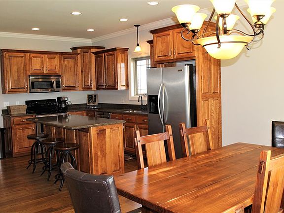 4th image of 4601 Plantation Ln
