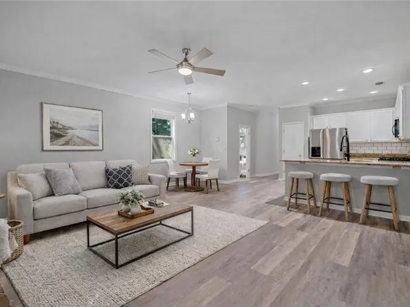 950 Firethorne Pass, Cumming, GA 30040