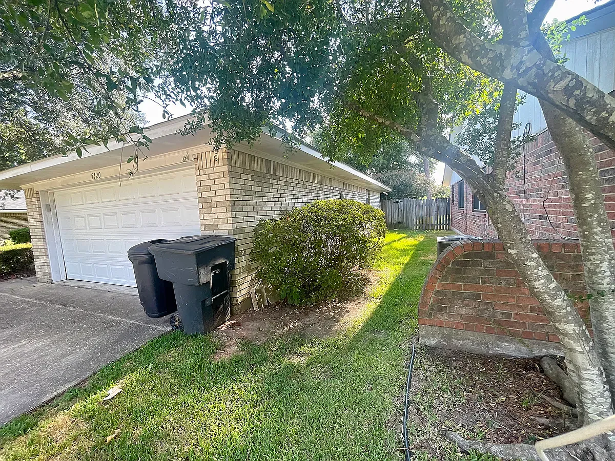 3 bed, 1448 sqft, $2,200 — Photo 4