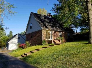 9911 Old State Rd, Evansville, IN 47711