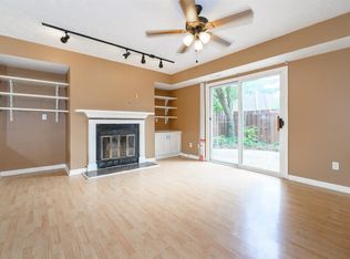 441 Darby Creek Rd APT B, Lexington, KY 40509