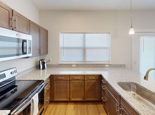 9906 Runway Dr #C304, Indianapolis, IN 46234