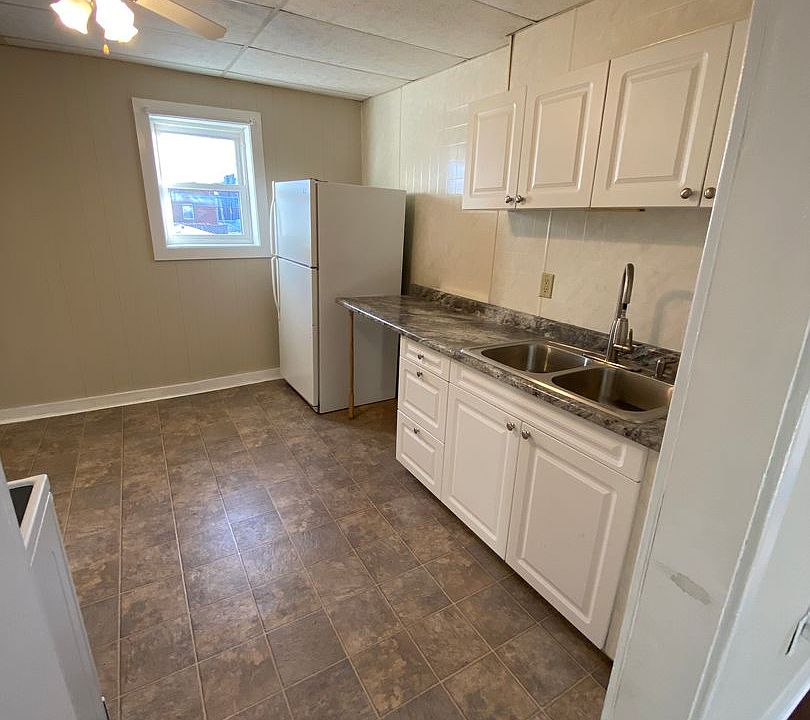 113 N Roche St Apartments Knoxville, IA Zillow