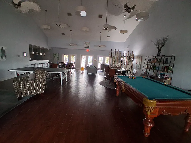 101 Pompano Dr SE #D — Photo 21