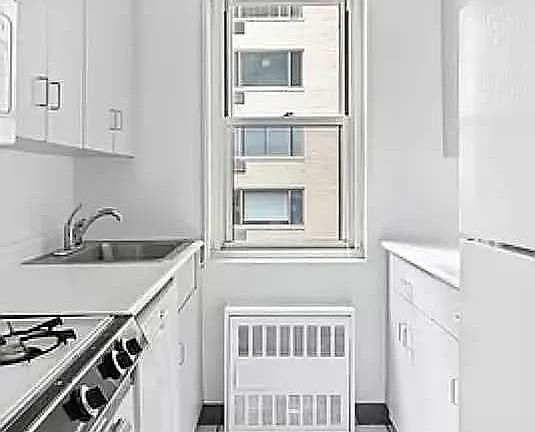 2nd image of 400 E 54th St APT 16G