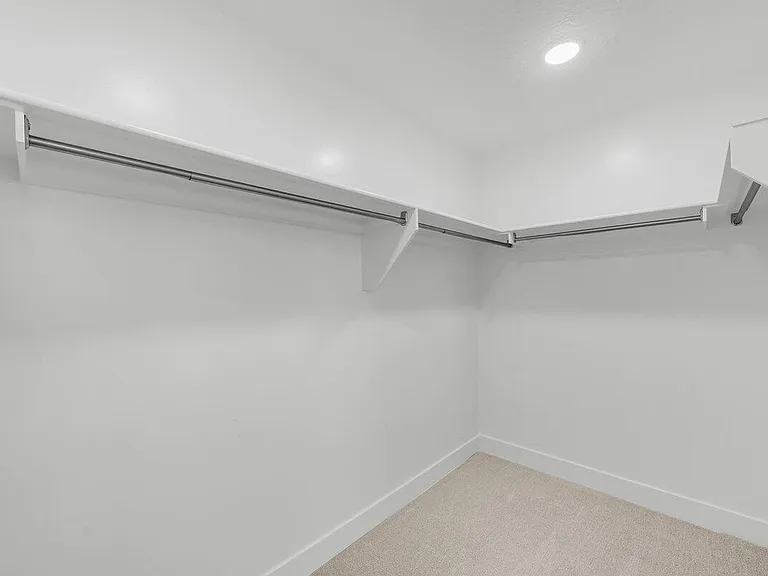 5654 S Duel Ln — Photo 11