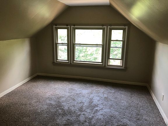3rd image of 3227 N Humboldt Blvd #3