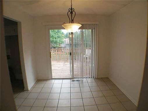 5th image of 12307 E 57th Ter