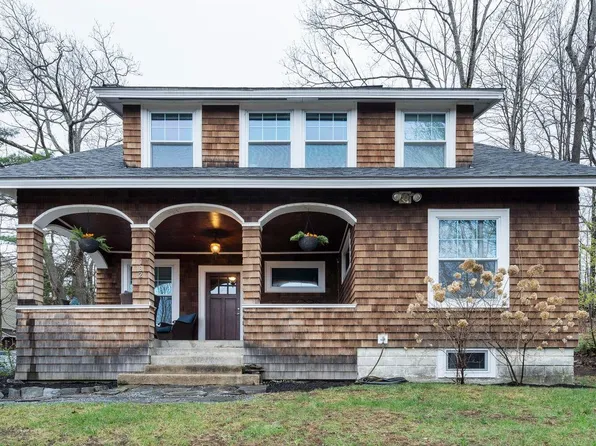 8 Weeks Street, Plymouth, NH 03264