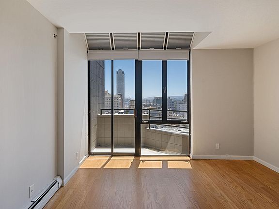 3rd image of 900 Bush St APT 819