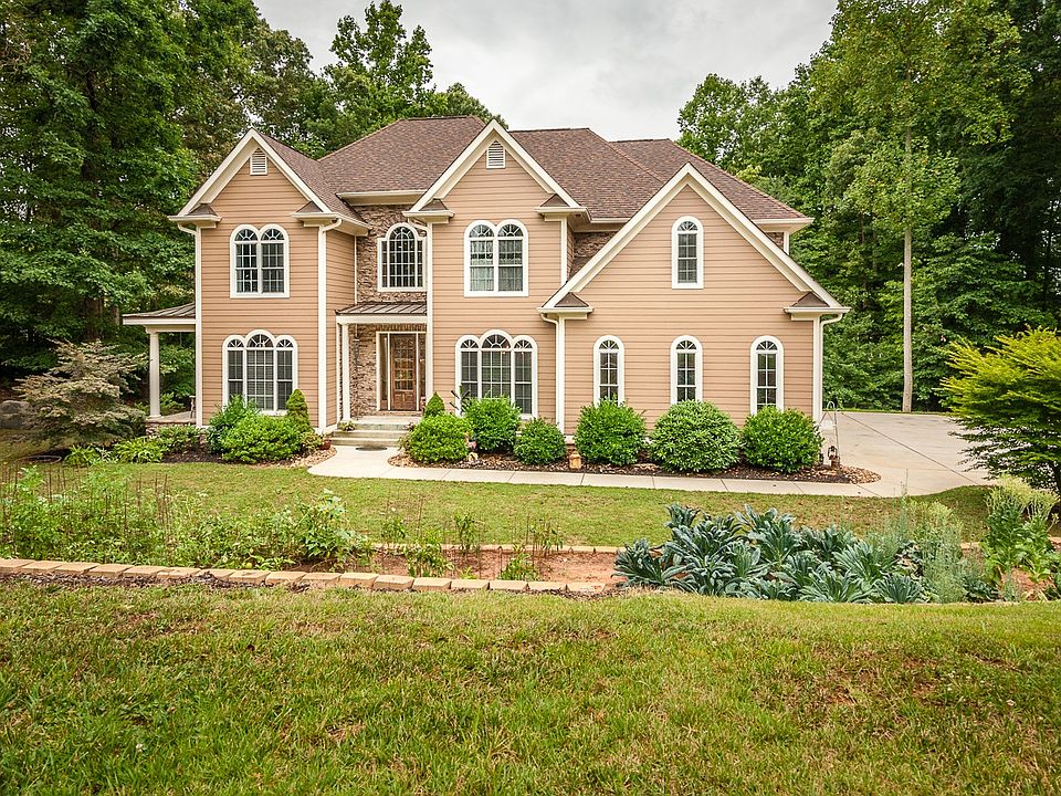 2677 Trent Pines Ct, Sherrills Ford, NC 28673 | Zillow