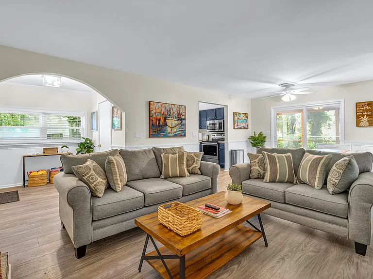 2705B Havens Dr — Photo 14