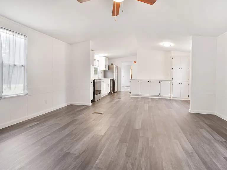 21950 Caney Dr — Photo 14
