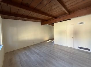 1187 Boranda Ave APT 5, Mountain View, CA 94040
