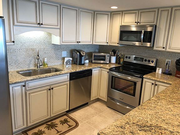 4th image of 2828 N Atlantic Ave #V040