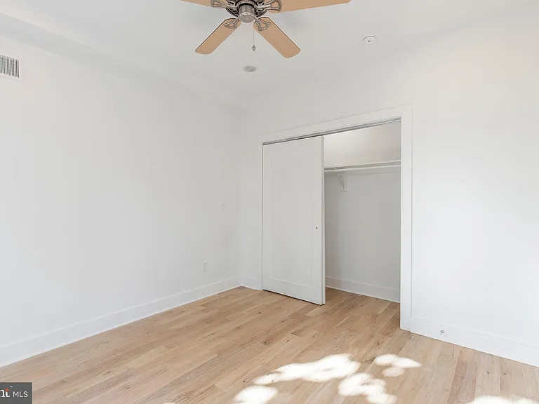 2412 W Master St #A — Photo 13