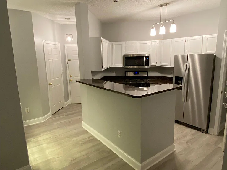 4400 Helmsford Ln #103 — Photo 16