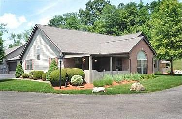 1st image of 108 Barrington Dr #108