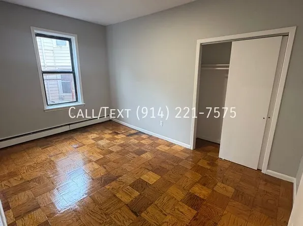 609 Van Cortlandt Park Ave, Yonkers, NY