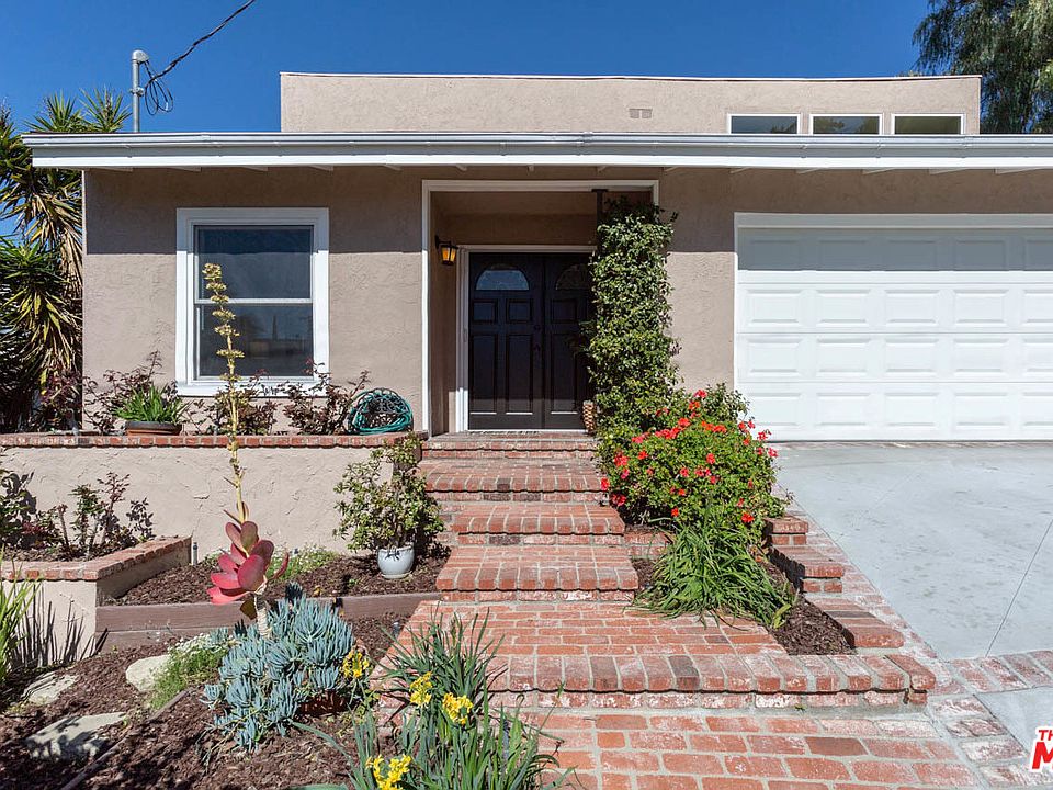 1st image of 3607 Cazador St