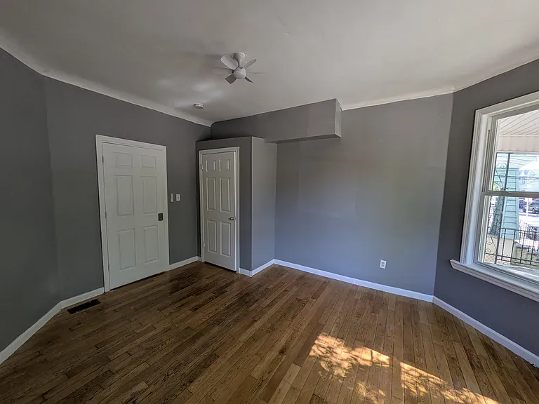 26 N 12th St #1 — Photo 8