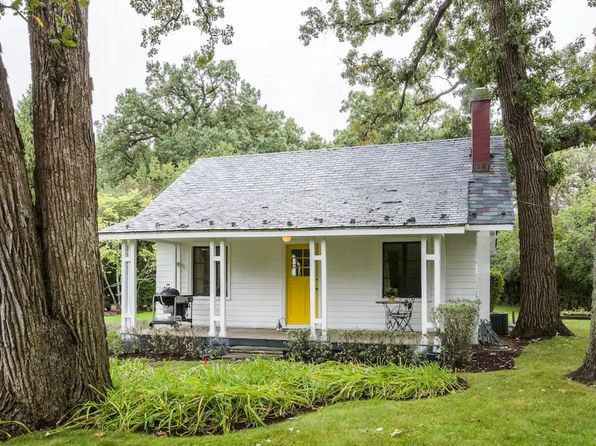 95 S Waukegan Rd #1R