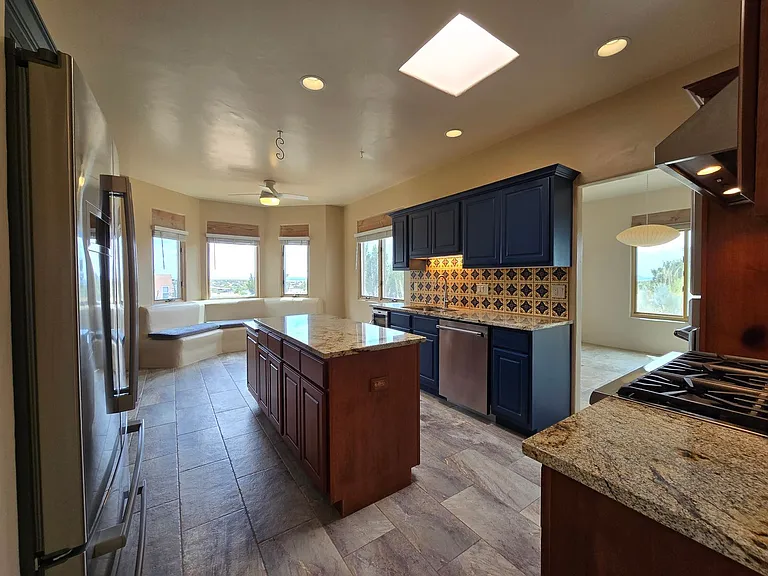 4 Inez Ct — Photo 12