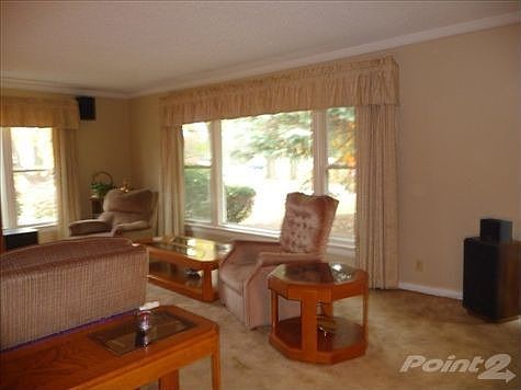 3rd image of 2717 Fisher Ave
