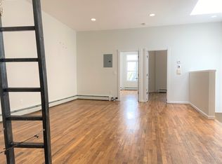 992 Hancock St APT 3, Brooklyn, NY 11221