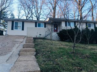 207 Oakmont Ln, Signal Mountain, TN 37377