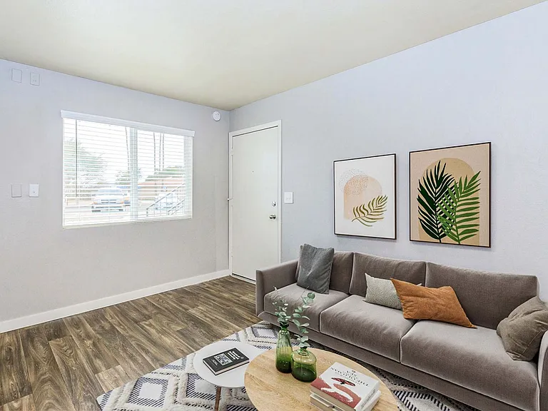 Williams Gateway Apartments — Photo 13