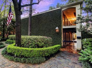 12 Twin Circle Dr, Houston, TX 77042