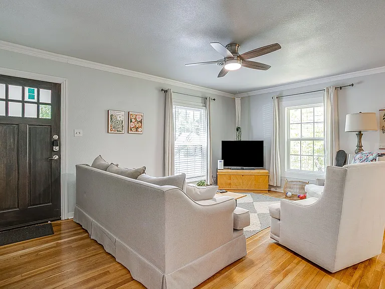 3563 Winston Rd — Photo 2