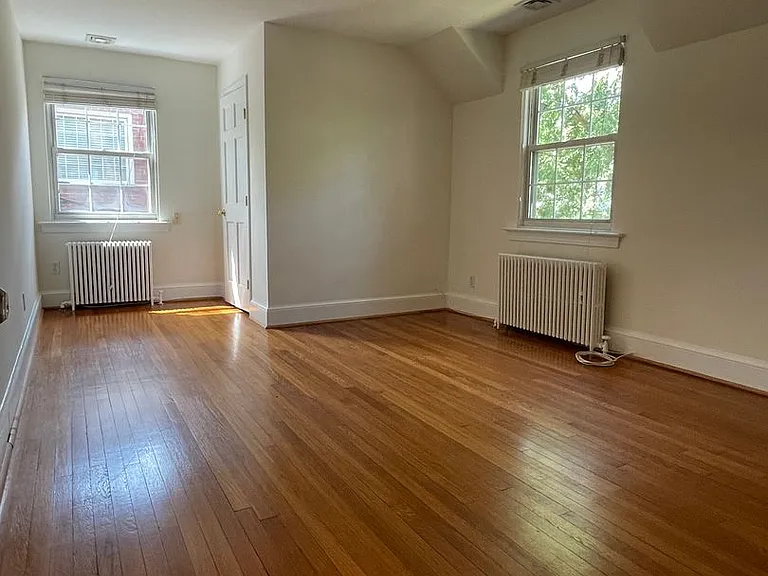 6105 29th St NW — Photo 14
